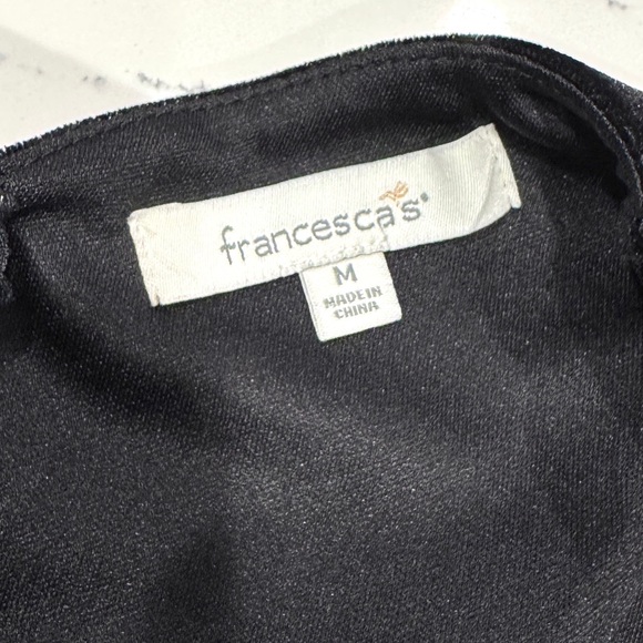 Francesca’s Collection Black Velvet Off-Shoulder Fit and Flare Dress Size M NWOT - Picture 6 of 8